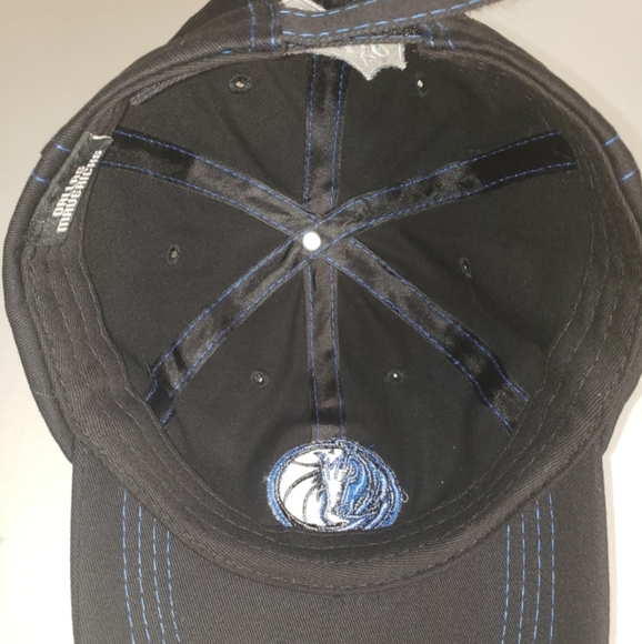 Dallas Mavericks Hat - Picture 3 of 3